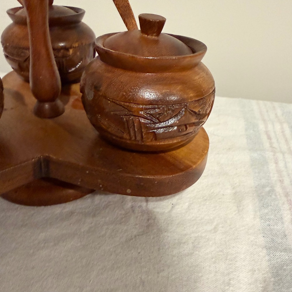 1960's Vintage Tiki Wood Lazy Susan with 3 Wood Condiment Jars And Spoons - Picture 2 of 14